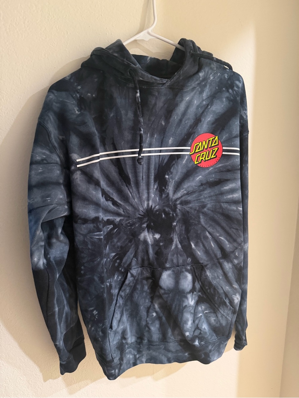 Santa Cruz Tie-Dye Black & Gray Pullover Hoodie